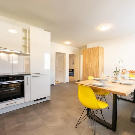 Apartment Charming In St. Moritz